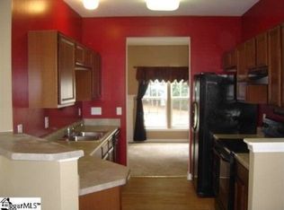 212 Spring Crossing Cir, Greer, SC 29650