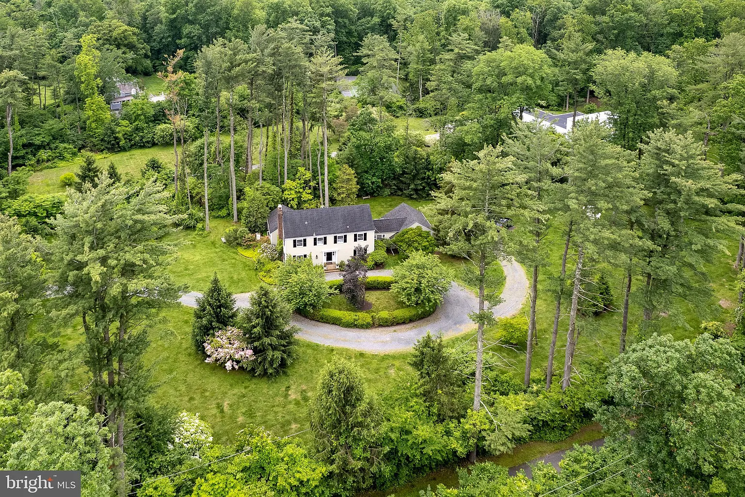 4582 Province Line Rd photo 1