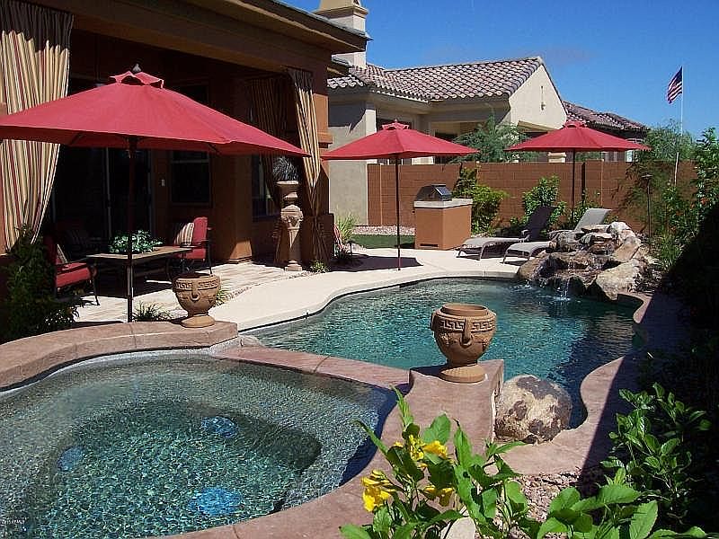 2nd image of 3815 E Crest Ln