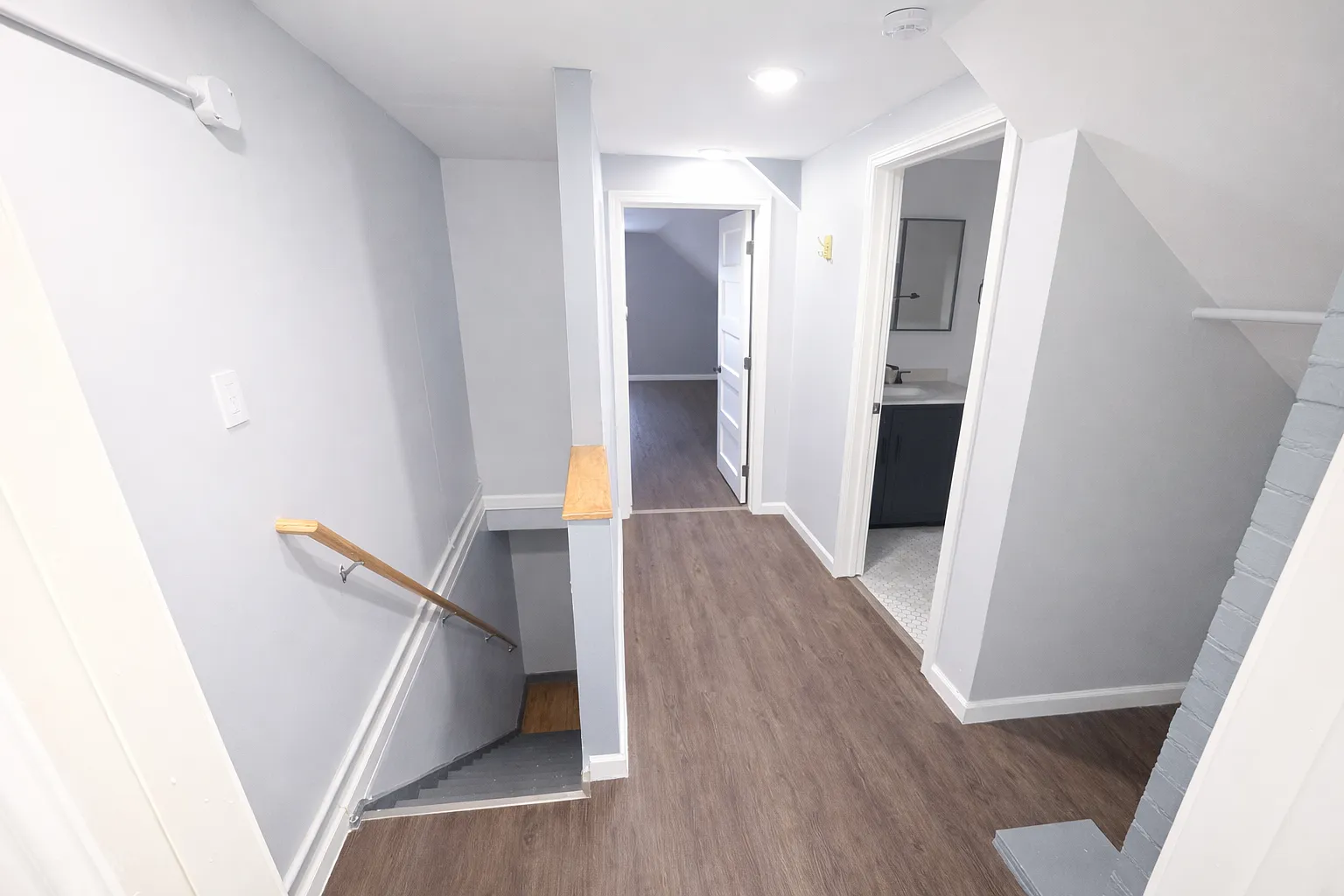 5 bed, $2,900 — Photo 3