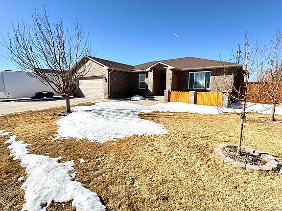 3rd image of 1518 Hackney Dr