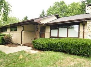 907 Orchard Park Dr, Gibsonia, PA