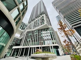 238 Simcoe St #405, Toronto, ON M5T 0E2