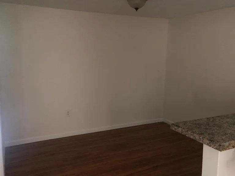 6454 Williams Rd — Photo 7