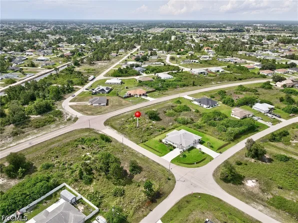 854/856 Alabama Rd S, Lehigh Acres, FL 33974