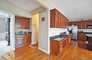 5th image of 49197 Freestone Dr