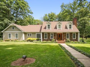 454 White Oak Dr, Smithville, TN 37166