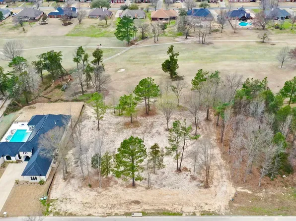 72 S Ryder Cup Trl, Lindale, TX 75771