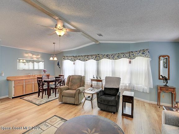 4th image of 1115 Navajo Dr