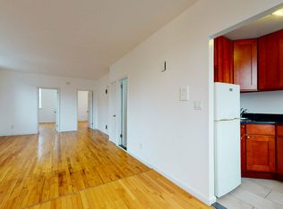 654 Henry St #2, Brooklyn, NY 11231