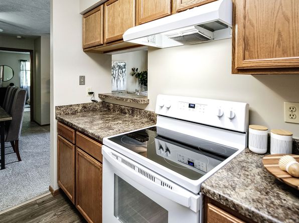 8211 S 87th Plz #41-08