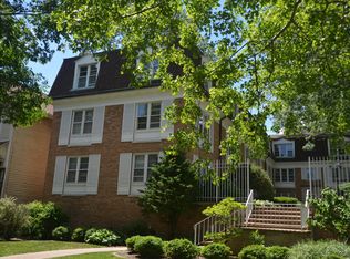 2038 Sherman Ave APT 3B, Evanston, IL 60201