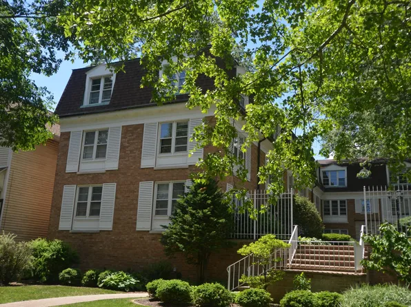 2038 Sherman Ave APT 3B, Evanston, IL 60201