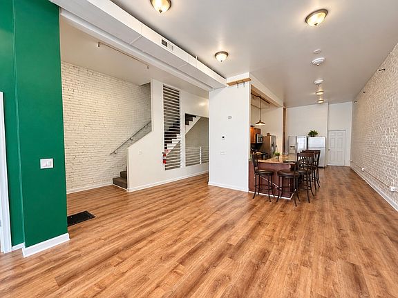 3rd image of 101 Court St 2