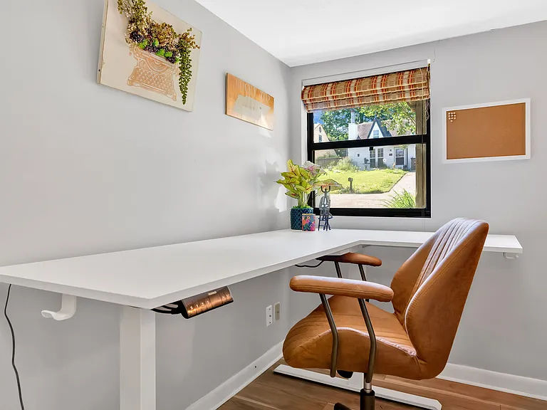 7645 Chatham Cir — Photo 11