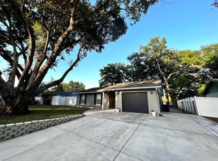 609 Spring Lake Cir, Ocoee, FL 34761