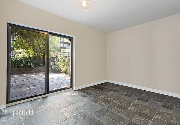 5th image of 210 Garfield Pl Floor 1