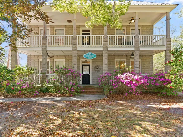 207 W Weed St, Saint Marys, GA 31558