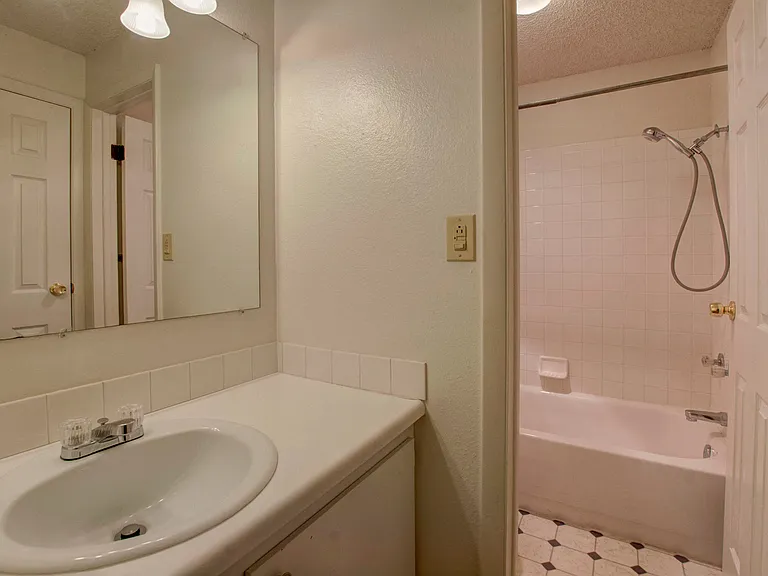 3423 Madison Ave #X331 — Photo 6