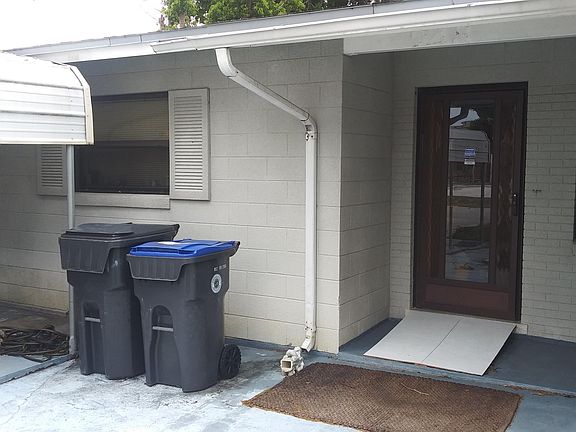 3rd image of 243 Narvaez Dr