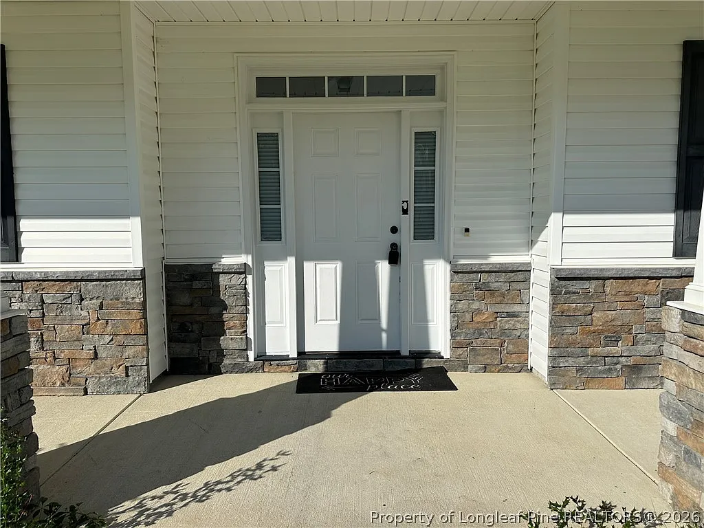 3 bed, 2.5 bath, 2769 sqft, $2,400 — Photo 3