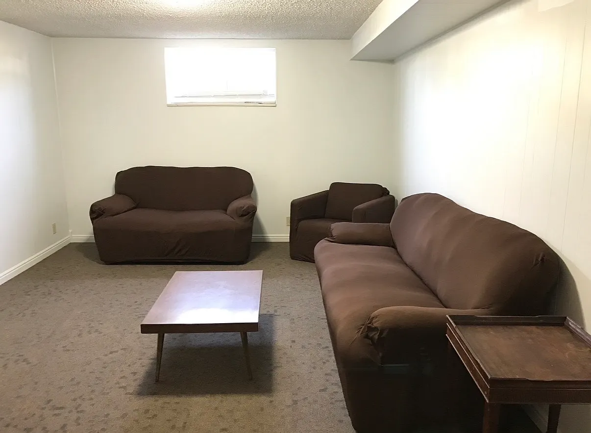 140 S Main St — Photo 2