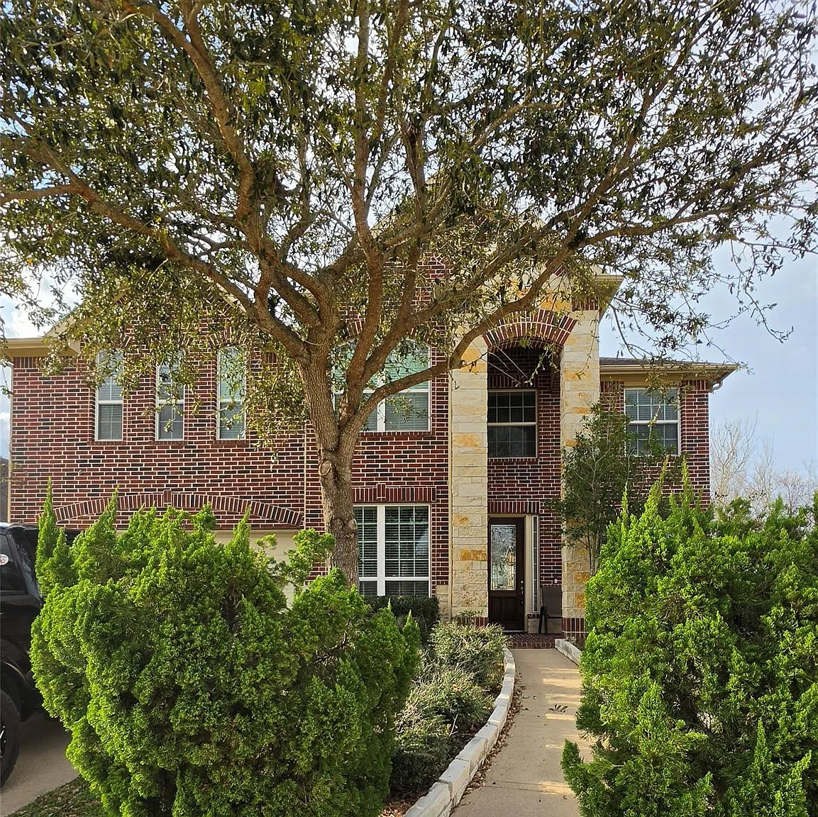 4 bed, 2.5 bath, 3045 sqft, $2,950 — Photo 2