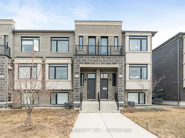 525 Marc Santi Blvd, Vaughan, ON L6A 5C5