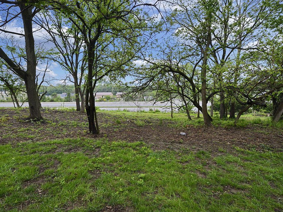 1st image of 0 Plum Rd NW Lot 2