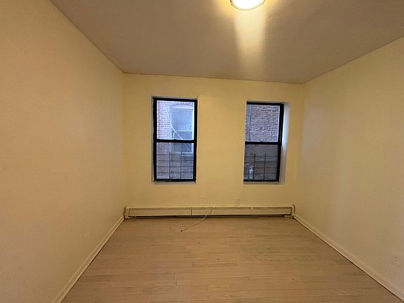 5th image of 196 Clinton Ave #14E