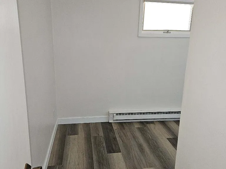 Unit Photo
