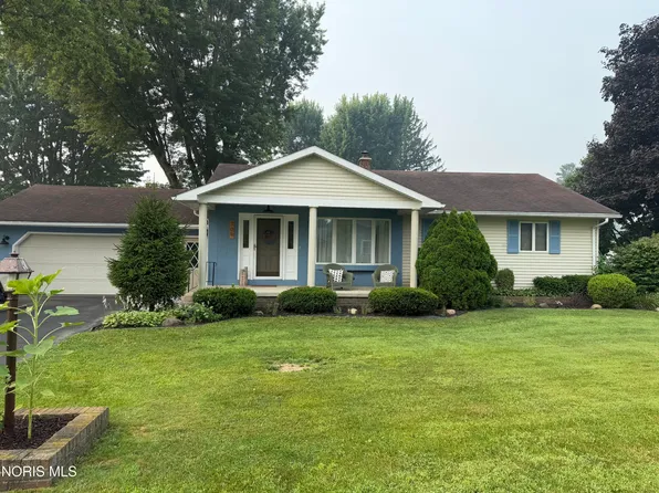 309 W Cole Rd, Fremont, OH 43420