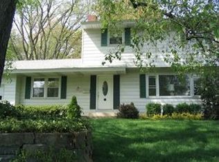 81 Devon Rd, Delmar, NY 12054