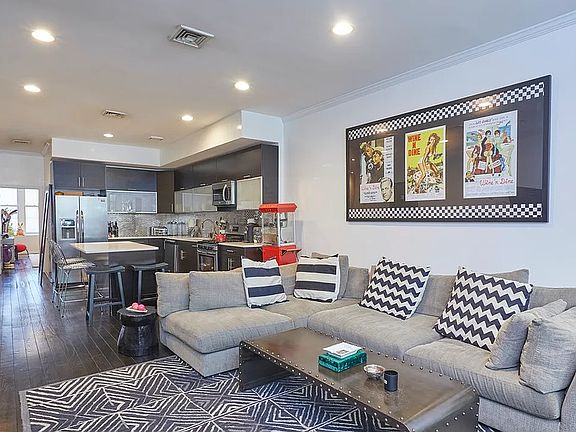 3rd image of 647 Broadway APT 3