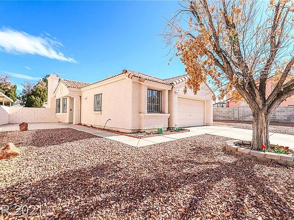 3rd image of 7188 Honeysuckle Ct