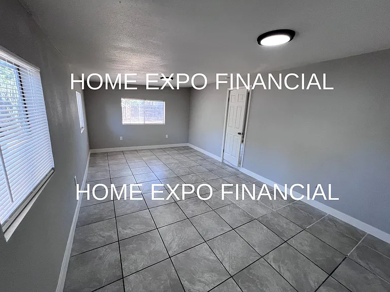 25256 Bessant St — Photo 54