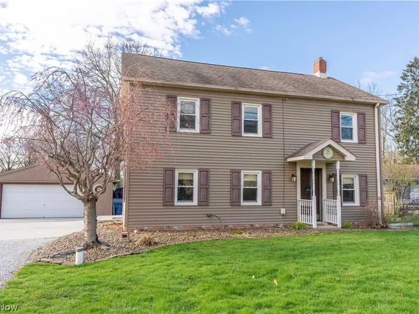 292 W Nimisila Rd, Akron, OH 44319