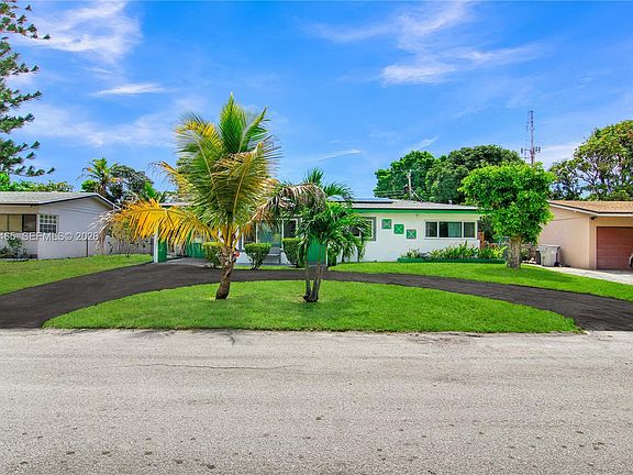 3rd image of 1650 NW 1st Way