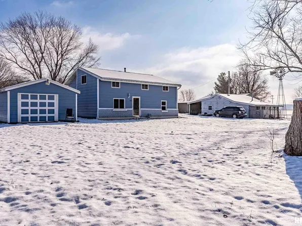 120 Garden Ln, East Peoria, IL 61611