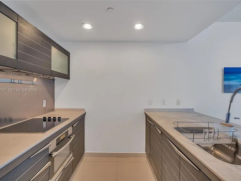 200 Biscayne Boulevard Way #3911 — Photo 6