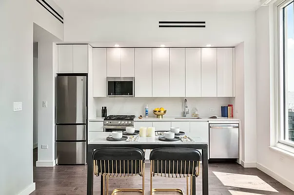 Rented by MOTION New York | media 22