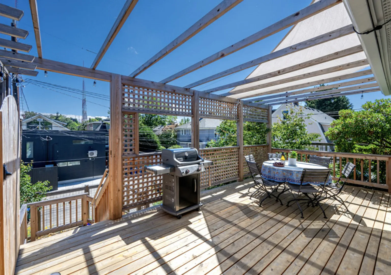 Queen Anne Cottage — Photo 3