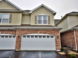 512 Bobby Ann Ct, Roselle, IL 60172