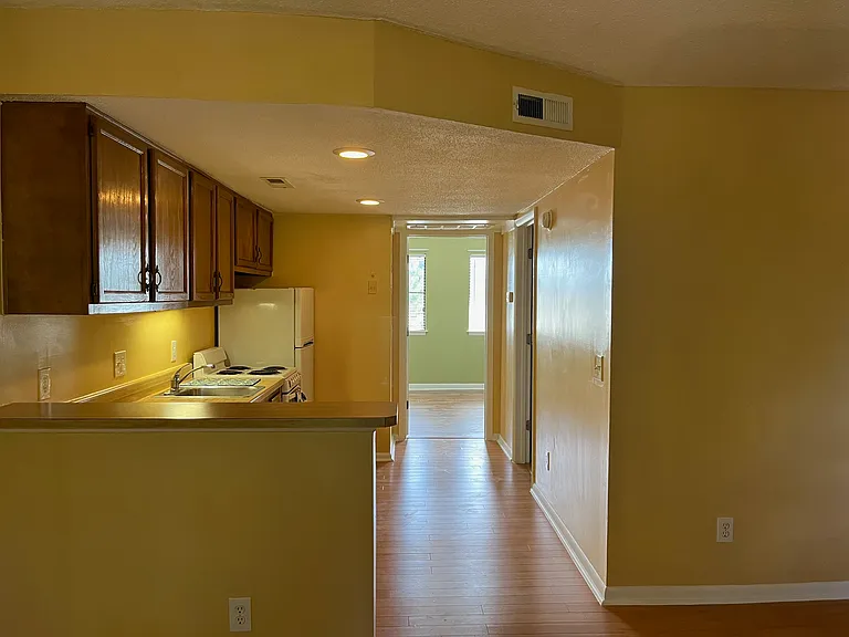 4750 Seahawk Ct #A-14 — Photo 4