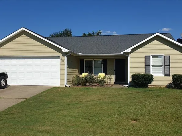 585 Mimosa Rd, Phenix City, AL 36870