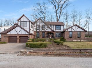 1330 Maple Ave, Downers Grove, IL 60515