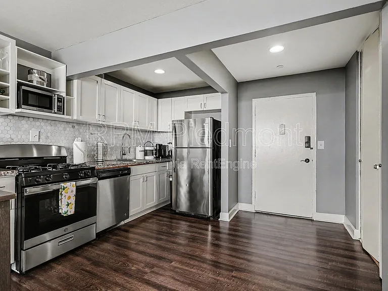 215 Piedmont Ave NE #1804 — Photo 7