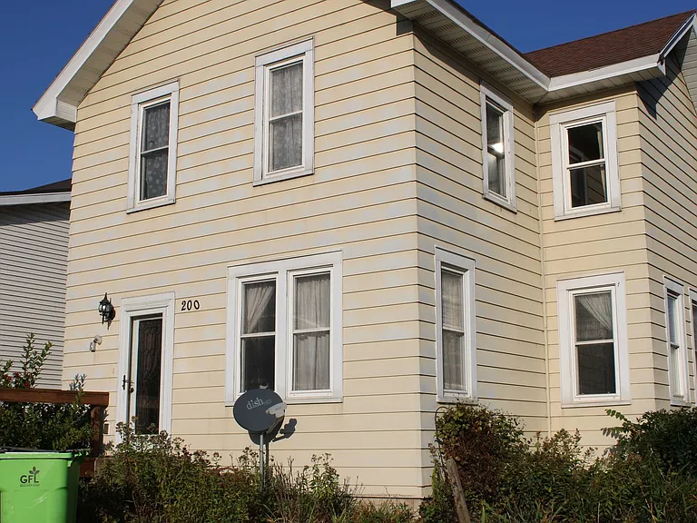 200 N Lincoln St — Photo 13