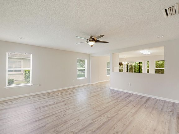 4th image of 1140 Nochaway Dr