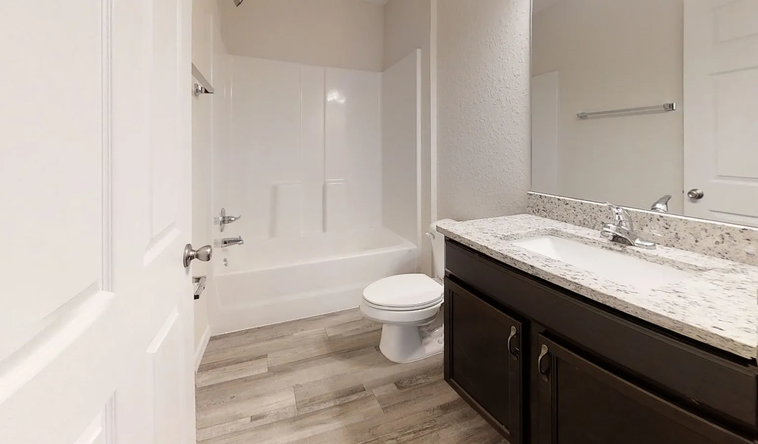 121 Bahia Terrace Drive, Unit 2 — Photo 3